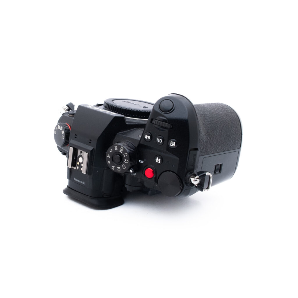 Lumix GH6-2-2 Panasonic Lumix GH6 (SC 200, Takuu 6kk, sis. ALV 25,5%) - Käytetty