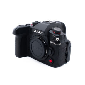 Lumix GH6-5-2 Panasonic Lumix GH6 (SC 200, Takuu 6kk, sis. ALV 25,5%) - Käytetty