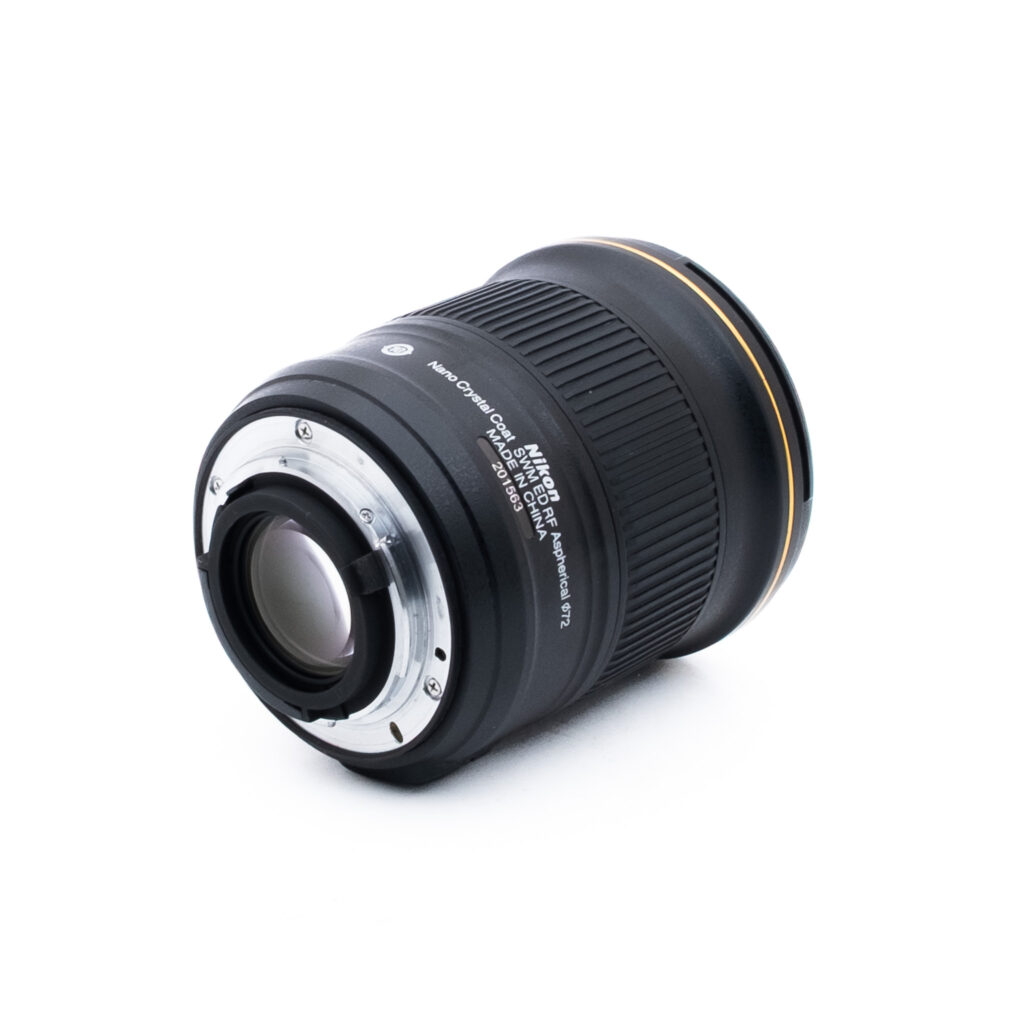 Nikon 24mm f18G ED-1 Nikon AF-S Nikkor 24mm f/1.8 G - Käytetty