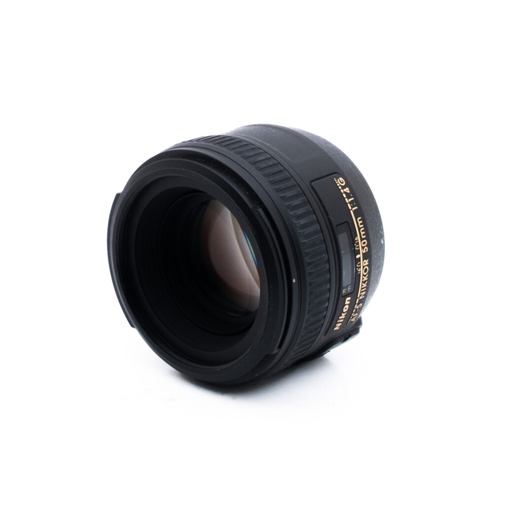Nikon 50mm f14 G-2-5 Nikon AF-S Nikkor 50mm f/1.4 G - Käytetty