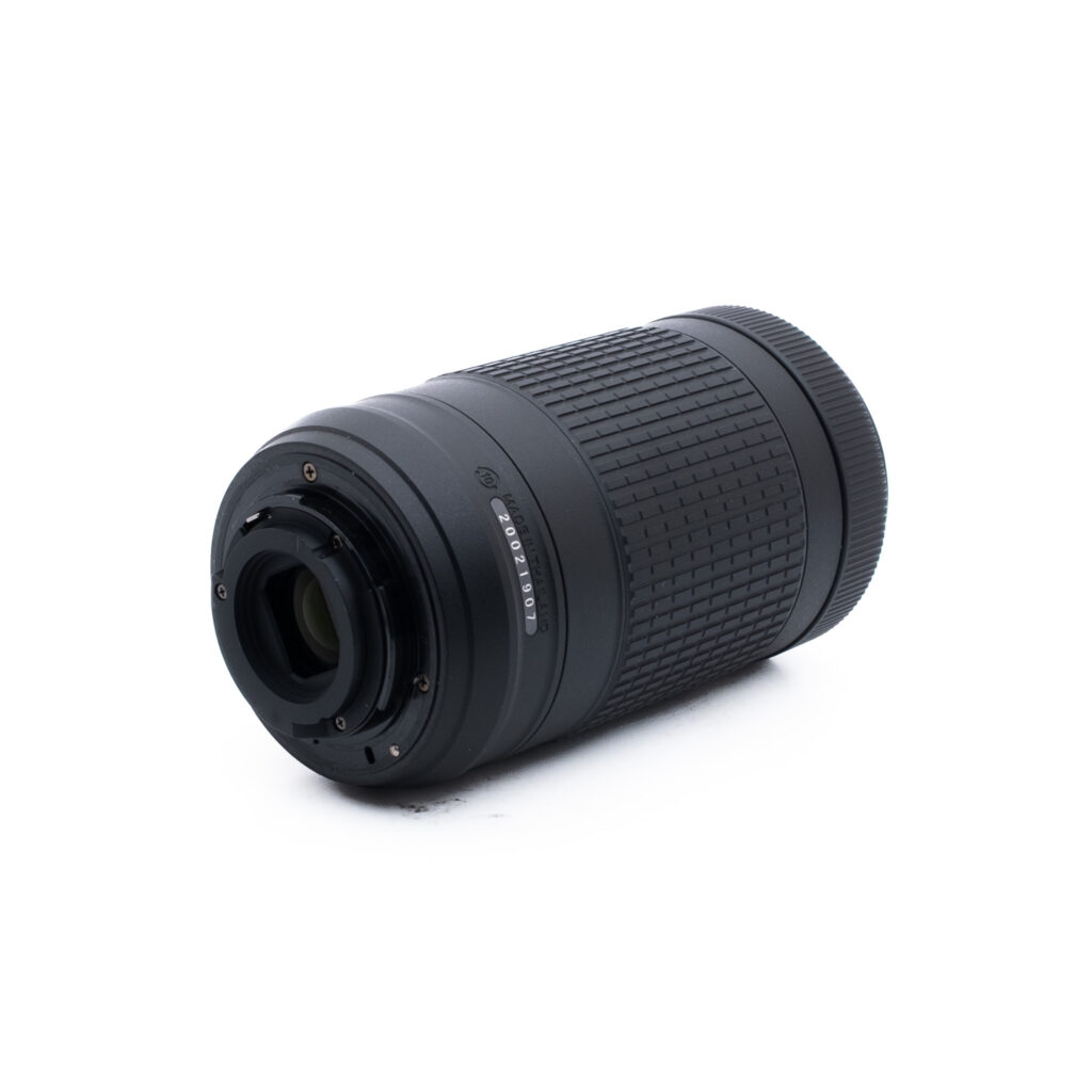 Nikon 70-300mm f45-63G ED VR DX-1 Nikon AF-S Nikkor 70-300mm f/4.5-6.3G ED DX VR (Kunto K5) - Käytetty