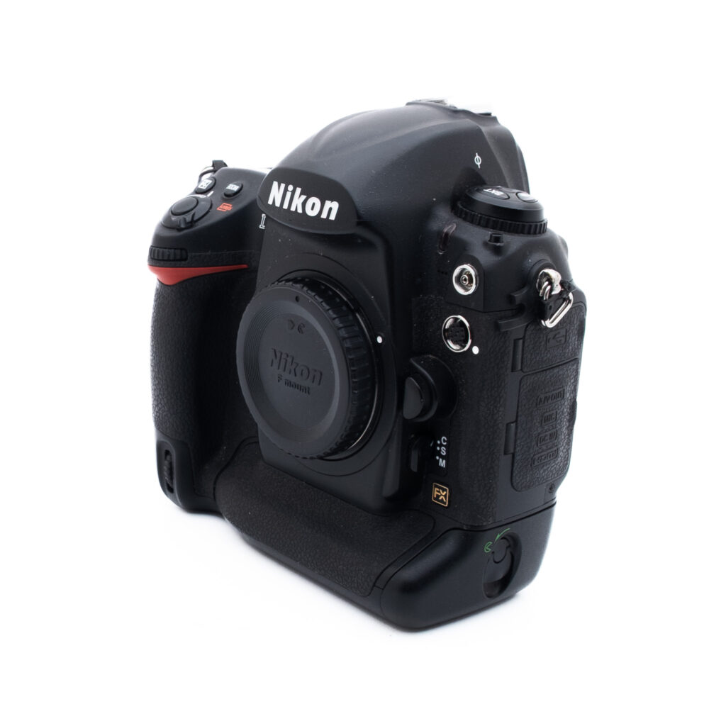 Nikon D3S 1076-5 Nikon D3s (SC 79500, sis. ALV 25,5%) - Käytetty