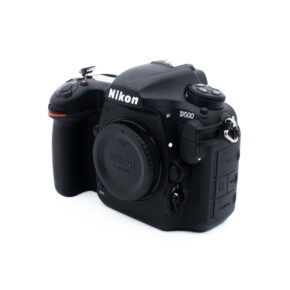 Nikon D500 (SC 8000, Kunto K5) - Käytetty