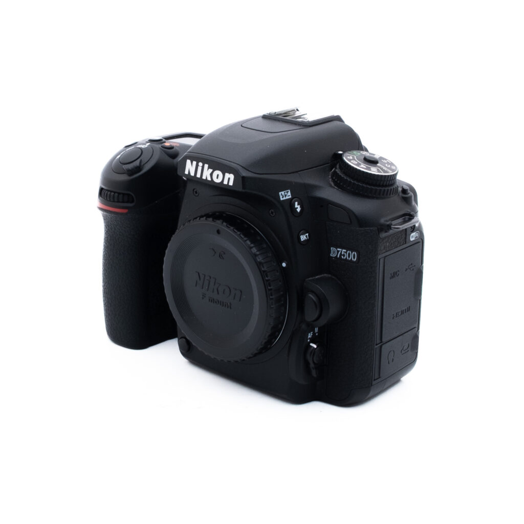Nikon D7500 3549-5 Nikon D7500 (SC 5500, Kunto K5, Takuu 6kk) - Käytetty
