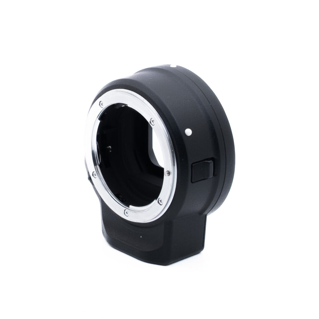 Nikon FTZ-2-2 Nikon FTZ adapteri (Kunto K5, sis. ALV 25,5%) - Käytetty