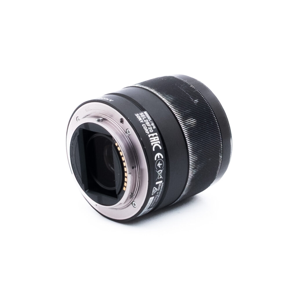 Sony 28mm f2-1 Sony FE 28mm f/2 - Käytetty