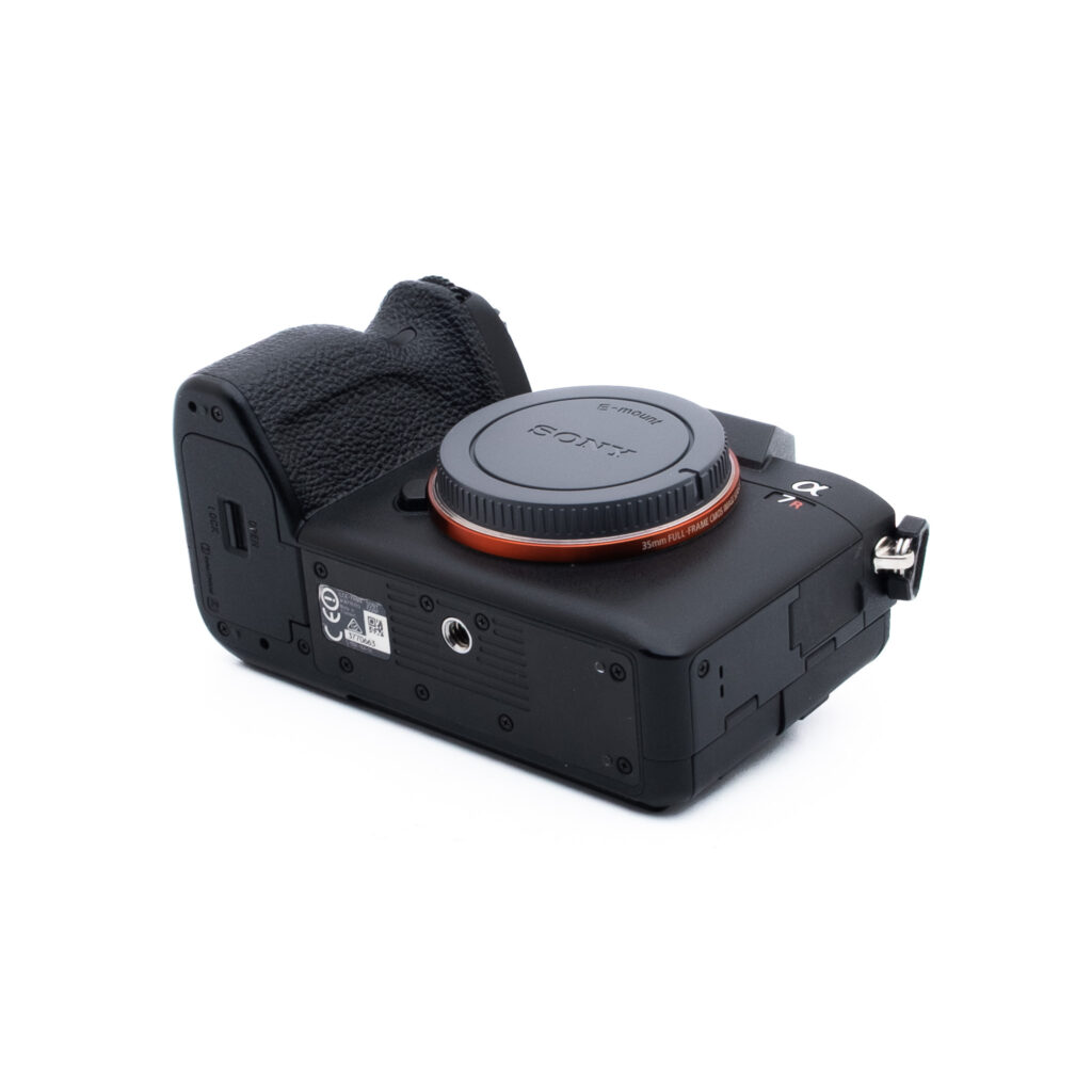 Sony A7R IV (SC 43000, Takuu 6kk) – Käytetty