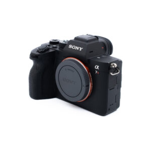 Sony A7R IV (SC 43000, Takuu 6kk) – Käytetty