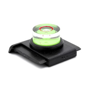 1482402929_212 Caruba Hot Shoe Cap with Bubble Level Universal -salamakenkäsuoja vesivaa'alla