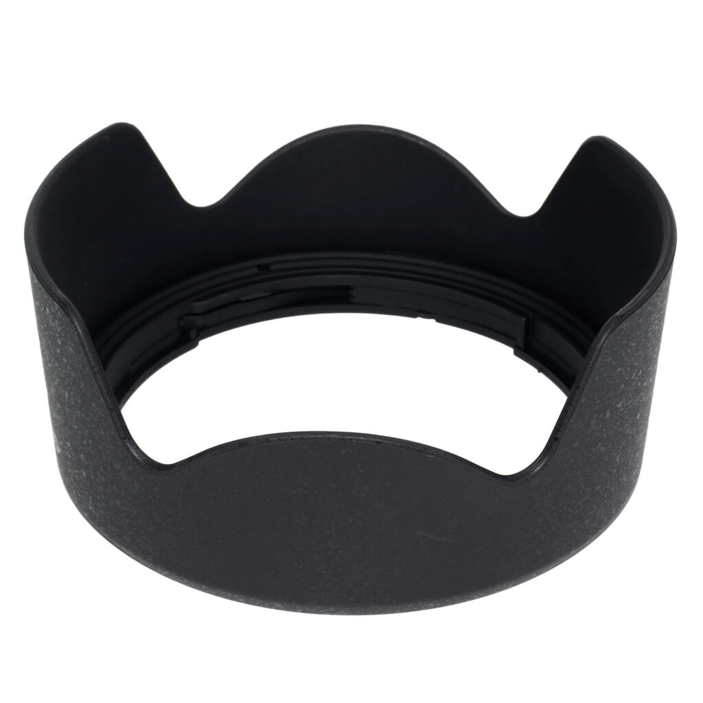 Caruba EW-73D lens hood (Canon EF-S 18-135mm f/3.5-5.6 IS USM)