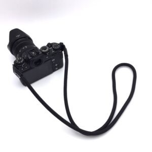 Caruba Climbing Rope Neckstrap musta -kaulahihna