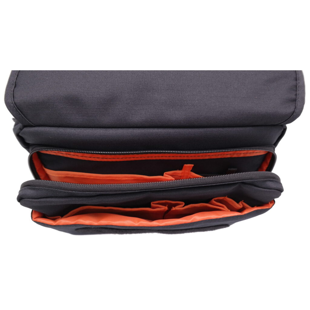 1530867196_681 Caruba Compex 120 Black -olkalaukku