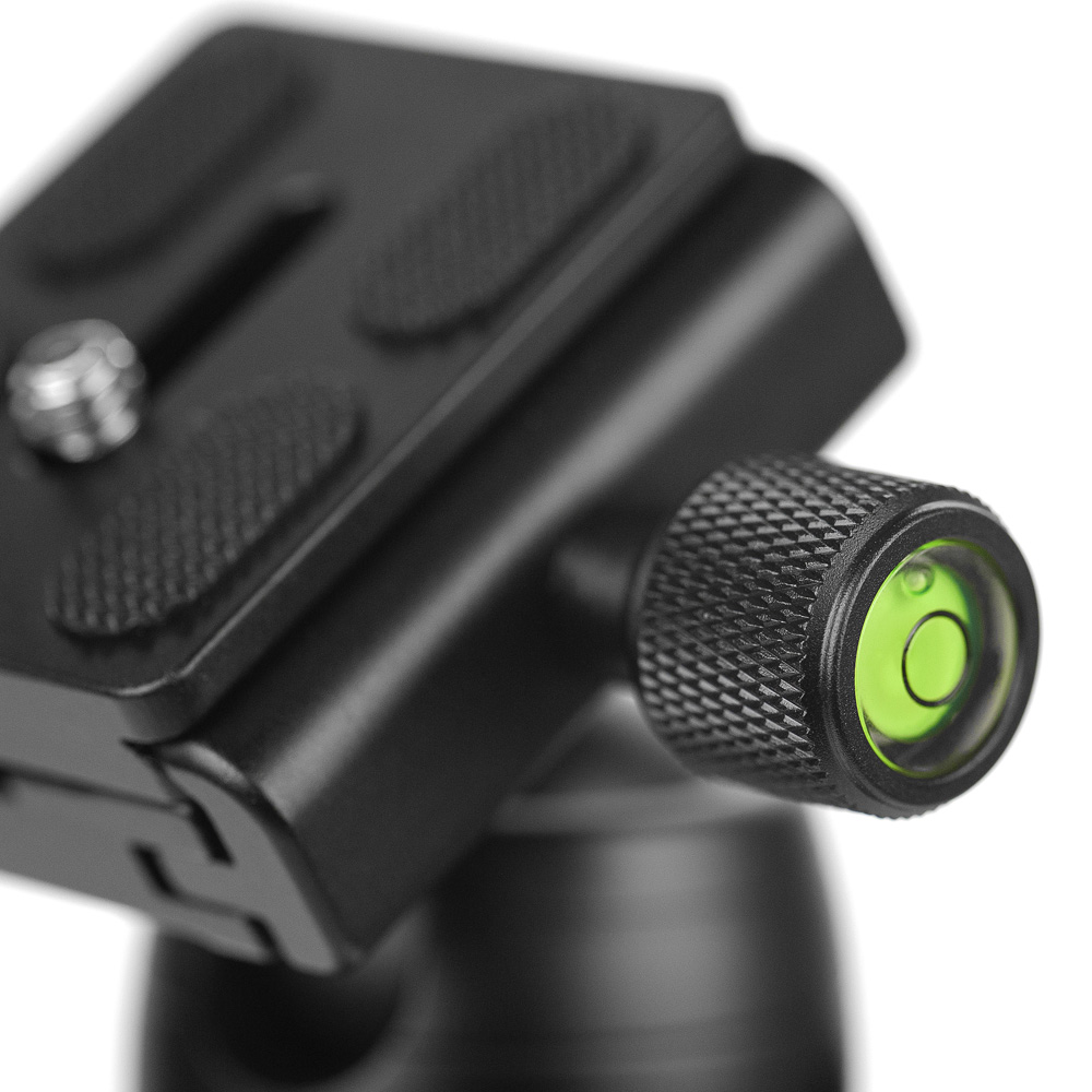 Caruba Travelstar 156 Carbon Tripod -kolmijalka