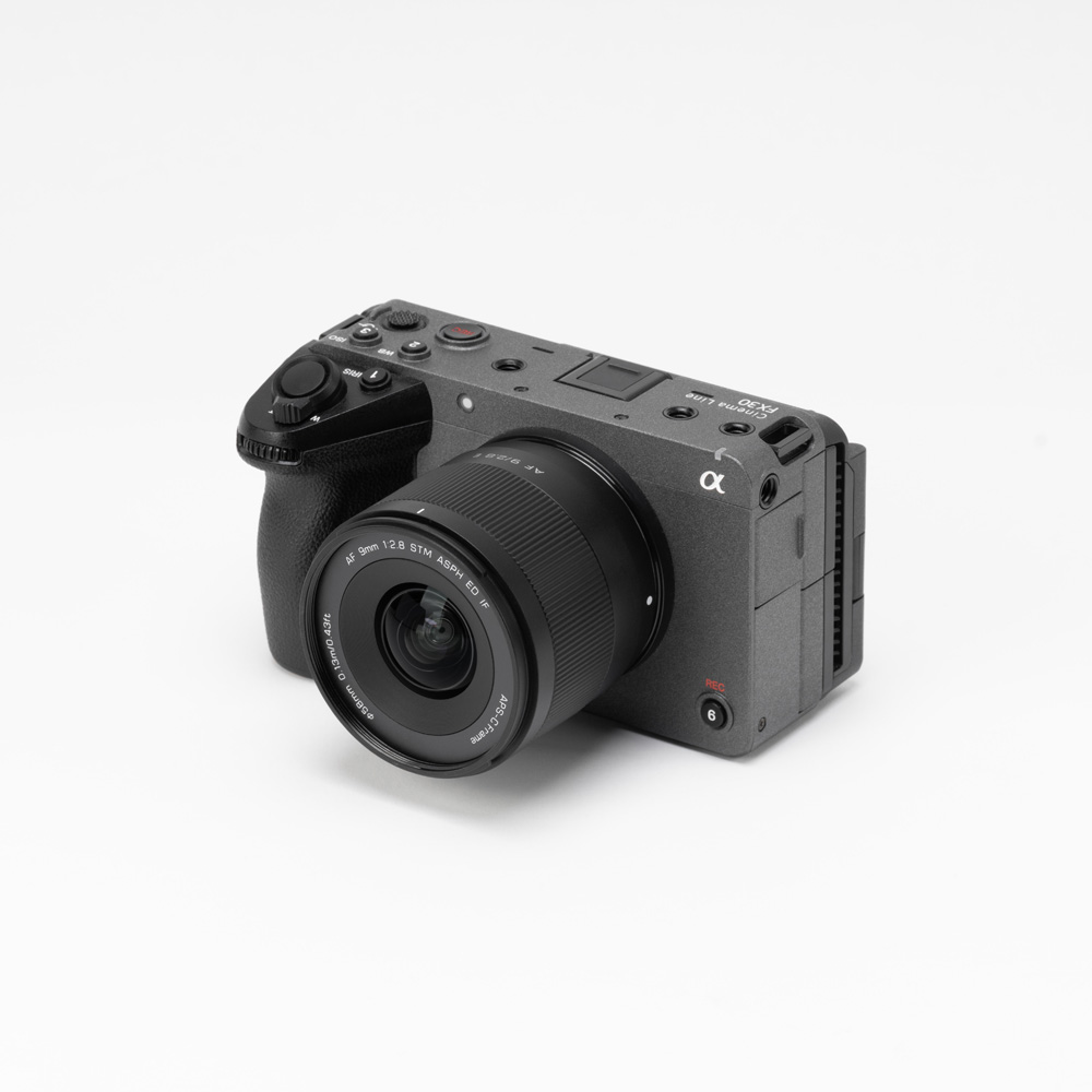 1758712484_743 Viltrox AF 9mm f/2.8 Air Sony E