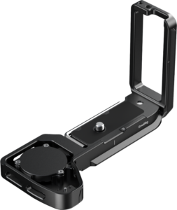 800q-02_135926 SmallRig 6034 L-Shaped Mount Plate with AirTag Slot for Sony Alpha 7 V / 7R V / 7 IV