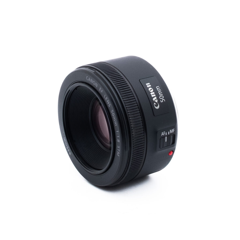 Canon EF 50mm f18 STM-2 Canon EF 50mm f/1.8 STM - Käytetty