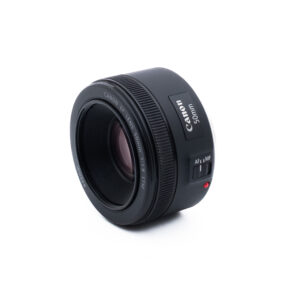 Canon EF 50mm f18 STM-2 Canon EF 50mm f/1.8 STM - Käytetty
