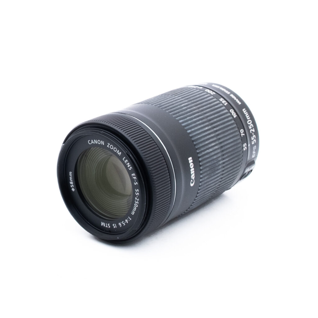Canon EF-S 55-250mm f4-56 IS STM-2 Canon EF-S 55-250mm f/4-5.6 IS STM - Käytetty