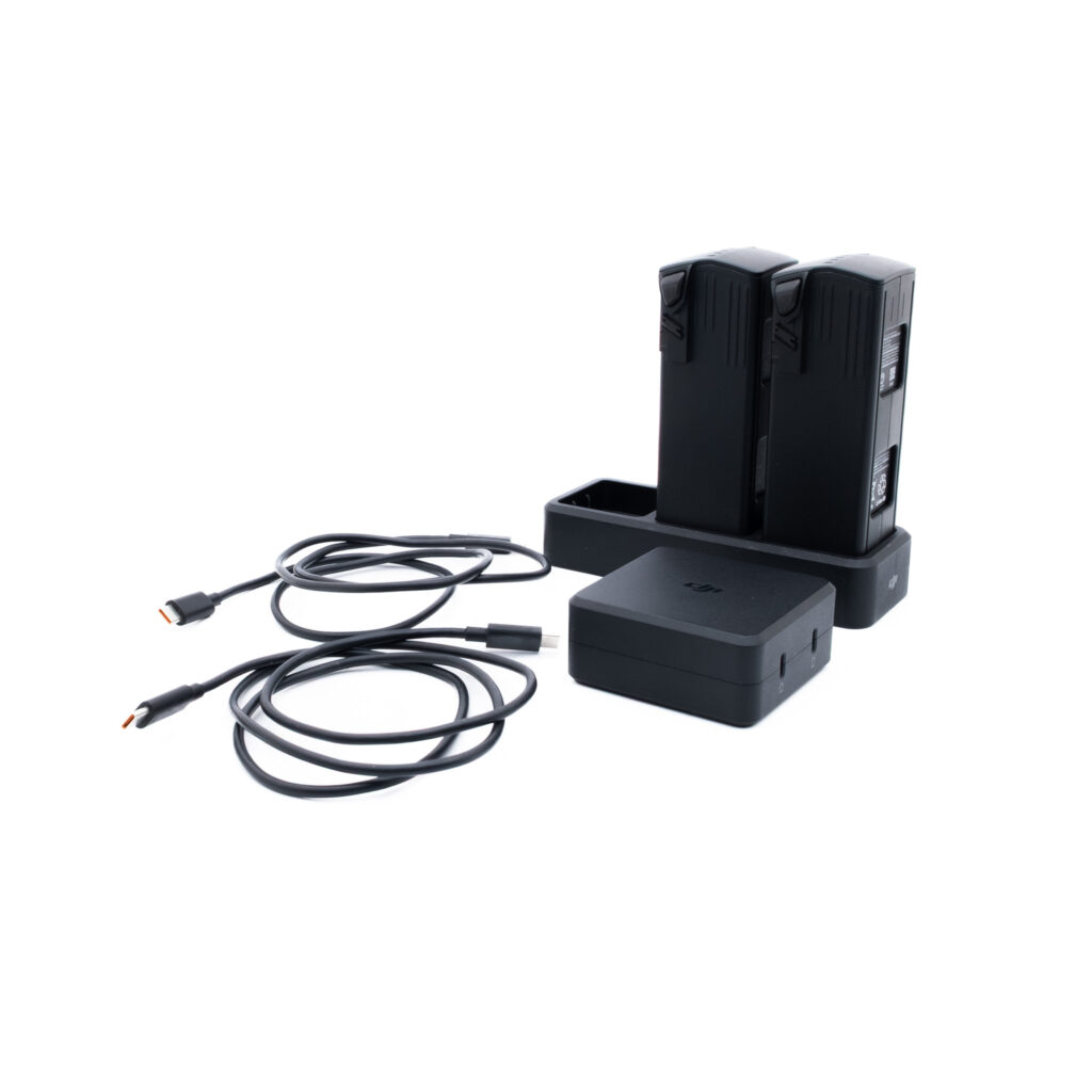 DJI Mavic 3 Pro Fly More-4 DJI Mavic 3 Pro Fly More (sis. ALV 25,5%) - Käytetty