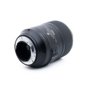 Nikon 105mm f28G ED VR-1-2 Nikon AF-S Micro-Nikkor 105mm f/2.8G VR ED - Käytetty