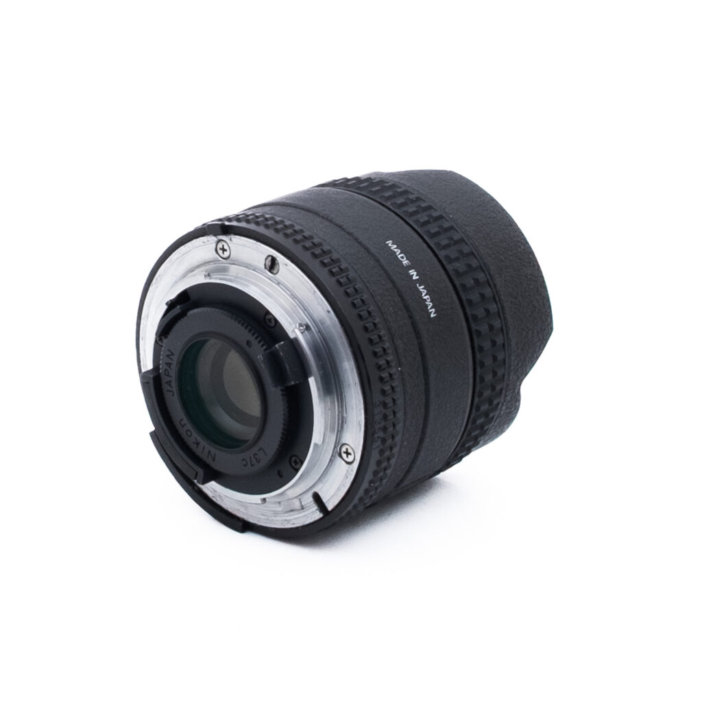 Nikon 16mm f28 D-1 Nikon AF Fisheye Nikkor 16mm f/2.8 D - Käytetty