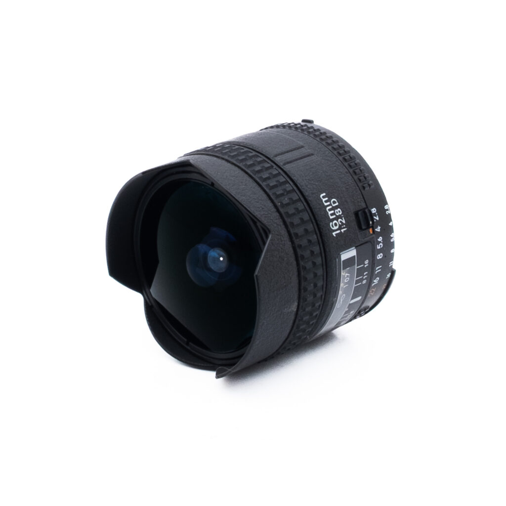 Nikon 16mm f28 D-2 Nikon AF Fisheye Nikkor 16mm f/2.8 D - Käytetty