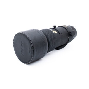 Nikon AF Nikkor 300mm f4 ED-4 Nikon AF Nikkor 300mm f/4 ED - Käytetty