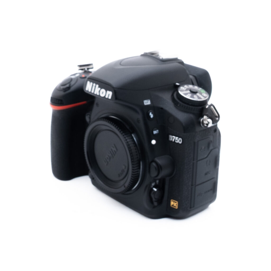 Nikon D750 4279-5 Nikon D750 (Kunto K5, SC 11500) - Käytetty