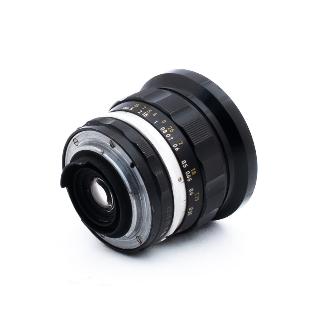 Nikon Nikkor-UD 20mm f35-1 Nikon Nikkor-UD Auto 20mm f/3.5 - Käytetty