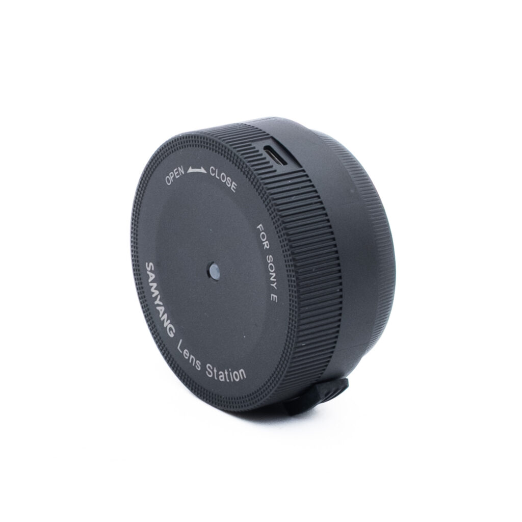 Samy Lens Station Sony Samyang Lens Station Sony E (Kunto K5) – Käytetty