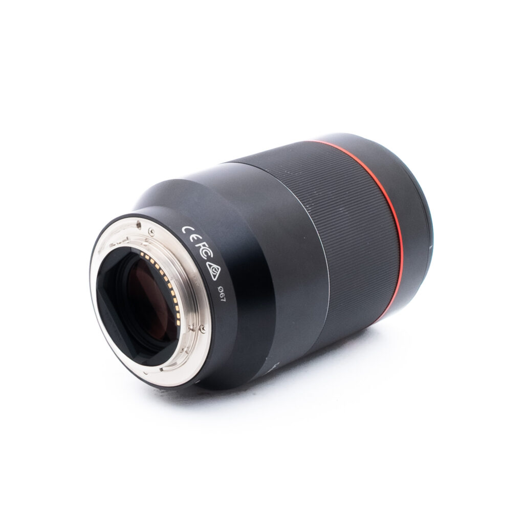 Samyang 35mm f14 FE-1 Samyang AF 35mm f/1.4 Sony FE - Käytetty