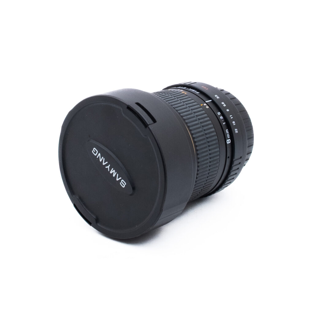 Samyang 8mm f35 Fish Eye-3 Samyang 8mm f/3.5 Fisheye CS Canon EF-S - Käytetty