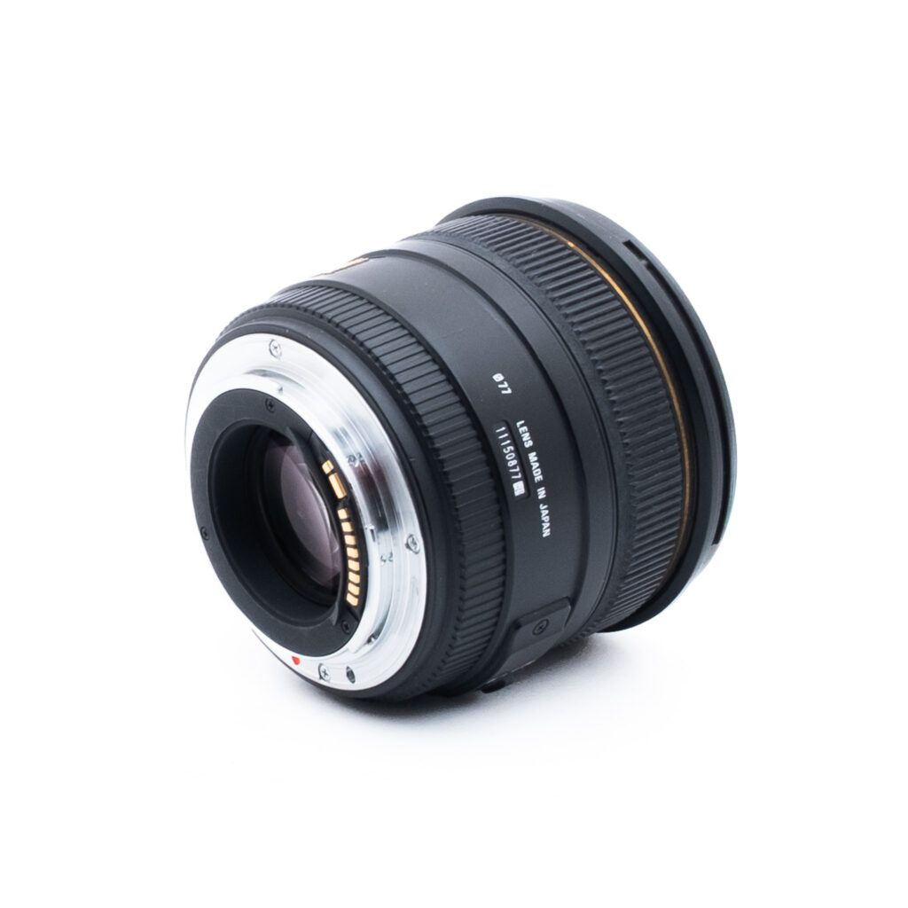 Sigma 50mm f14 DC HSM Canon-1 Sigma 50mm f/1.4 EX DG HSM Canon EF - Käytetty