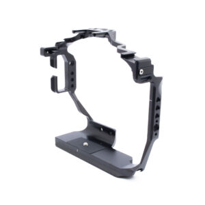 Smallrig R3 häkki-1 SmallRig 3884 Cage for Canon R3 - Käytetty
