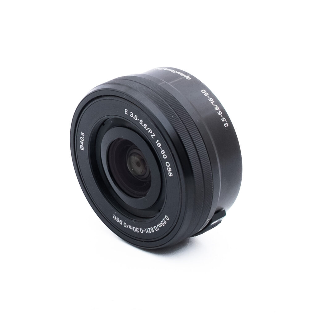 Sony 16-50mm f35-56 PZ OSS-2 Sony E PZ 16-50mm f/3.5 - 5.6 OSS - Käytetty