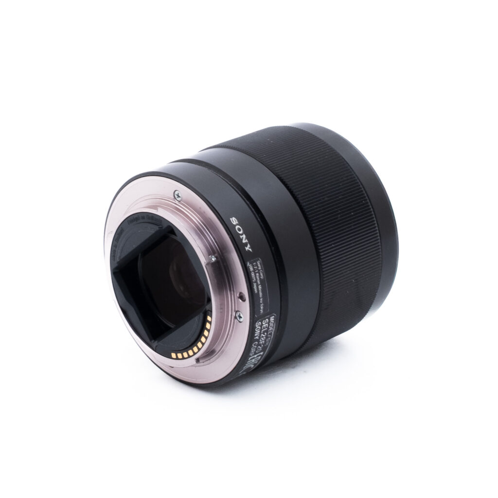 Sony 28mm f2-1 Sony FE 28mm f/2 - Käytetty