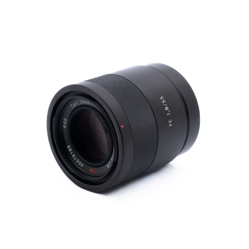 Sony 55mm f18 ZA-2 Sony FE Sonnar T* 55mm f/1.8 ZA - Käytetty