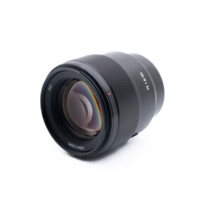 Sony 85mm f18-2-5 Sony FE 85mm f/1.8 (Kunto K5, Takuu 6kk) - Käytetty