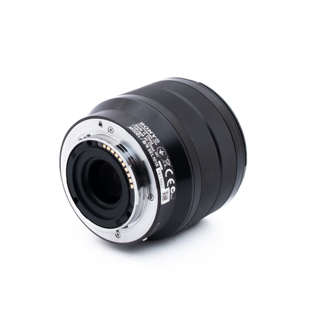 Sony E 10-18mm f/4 OSS - Käytetty