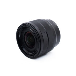 Sony E 10-18mm f4 OSS-2 Sony E 10-18mm f/4 OSS - Käytetty