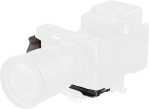 800q-05_136097 SmallRig 5906 L-Shaped Mount Plate with Wooden Handle for Nikon ZR