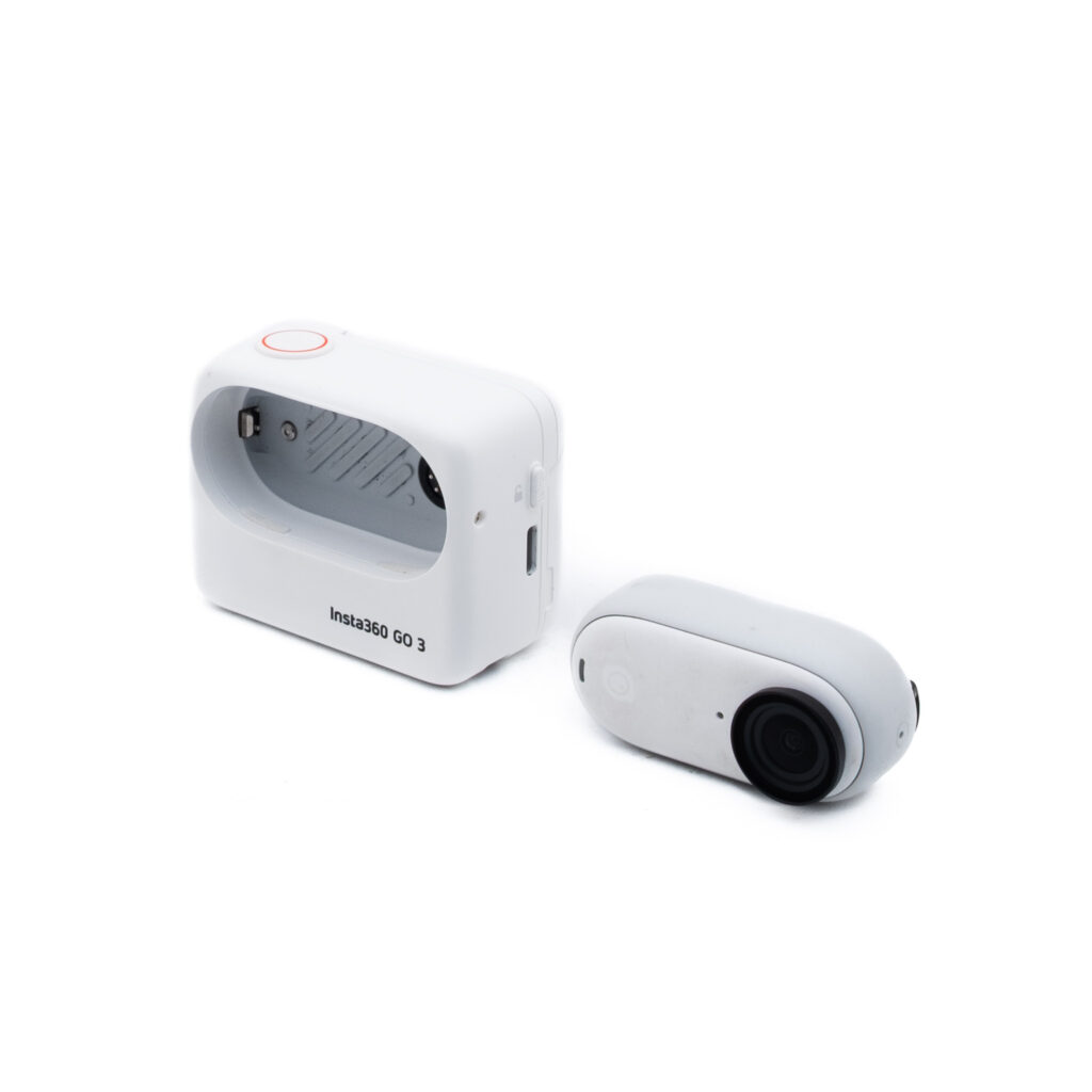 Insta360 Go 3-2 Insta360 GO 3 128Gb (sis. ALV 25,5%) - Käytetty