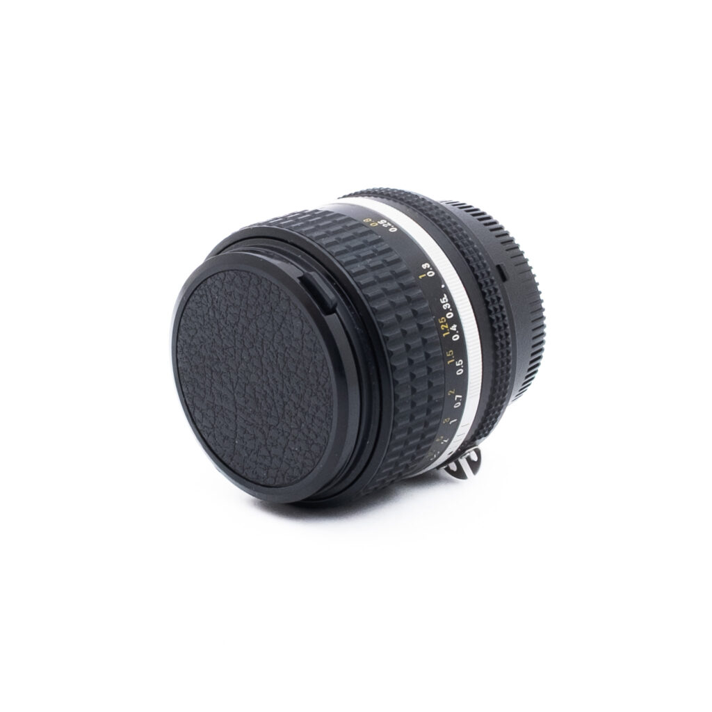 Nikkor 28mm f28-3 Nikon AI-S Nikkor 28mm f/2.8 - Käytetty