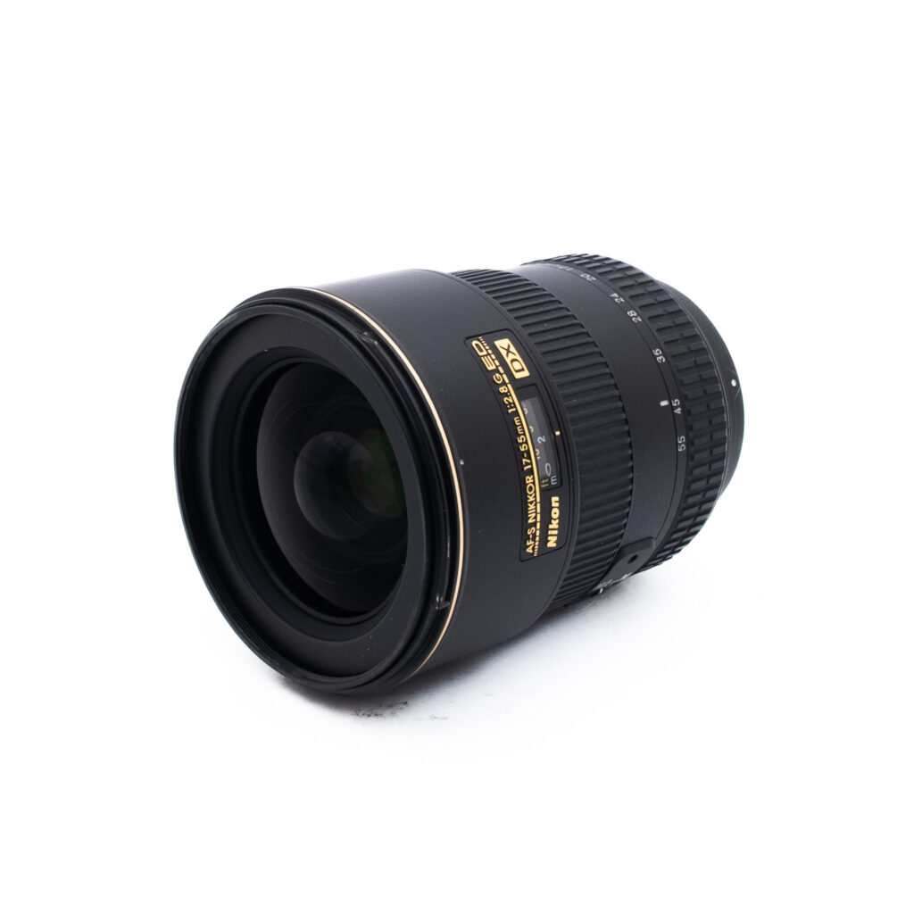 Nikon 17-55mm f28G ED DX-2 Nikon AF-S DX Nikkor 17-55mm f/2.8G ED - Käytetty
