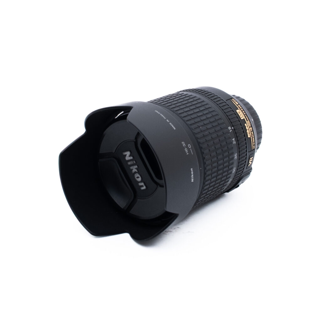 Nikon 18-105mm f35-56G ED DX VR-3 Nikon AF-S DX Nikkor 18-105mm f/3.5 - 5.6 ED VR (Kunto K5) - Käytetty