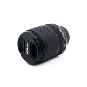 Nikon 18-105mm f35-56mm G ED DX VR-3 Nikon AF-S DX Nikkor 18-105mm f/3.5 - 5.6 ED VR - Käytetty