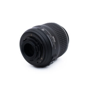 Nikon 18-55mm f35-56G DX VR-1-2 Nikon AF-S Nikkor 18-55mm f/3.5-5.6 G VR DX (Kunto K5) - Käytetty