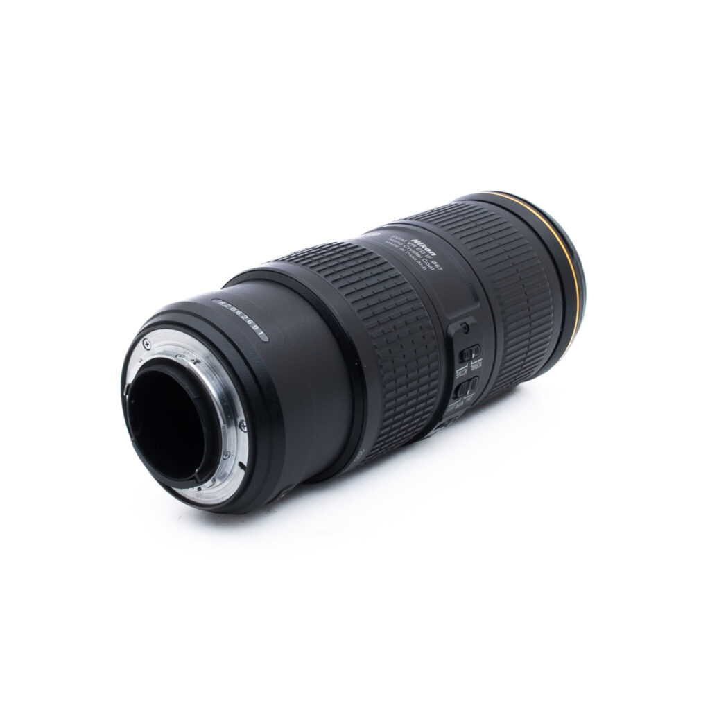 Nikon 70-200mm f4-1 Nikon AF-S Nikkor 70-200mm f/4 G ED VR - Käytetty