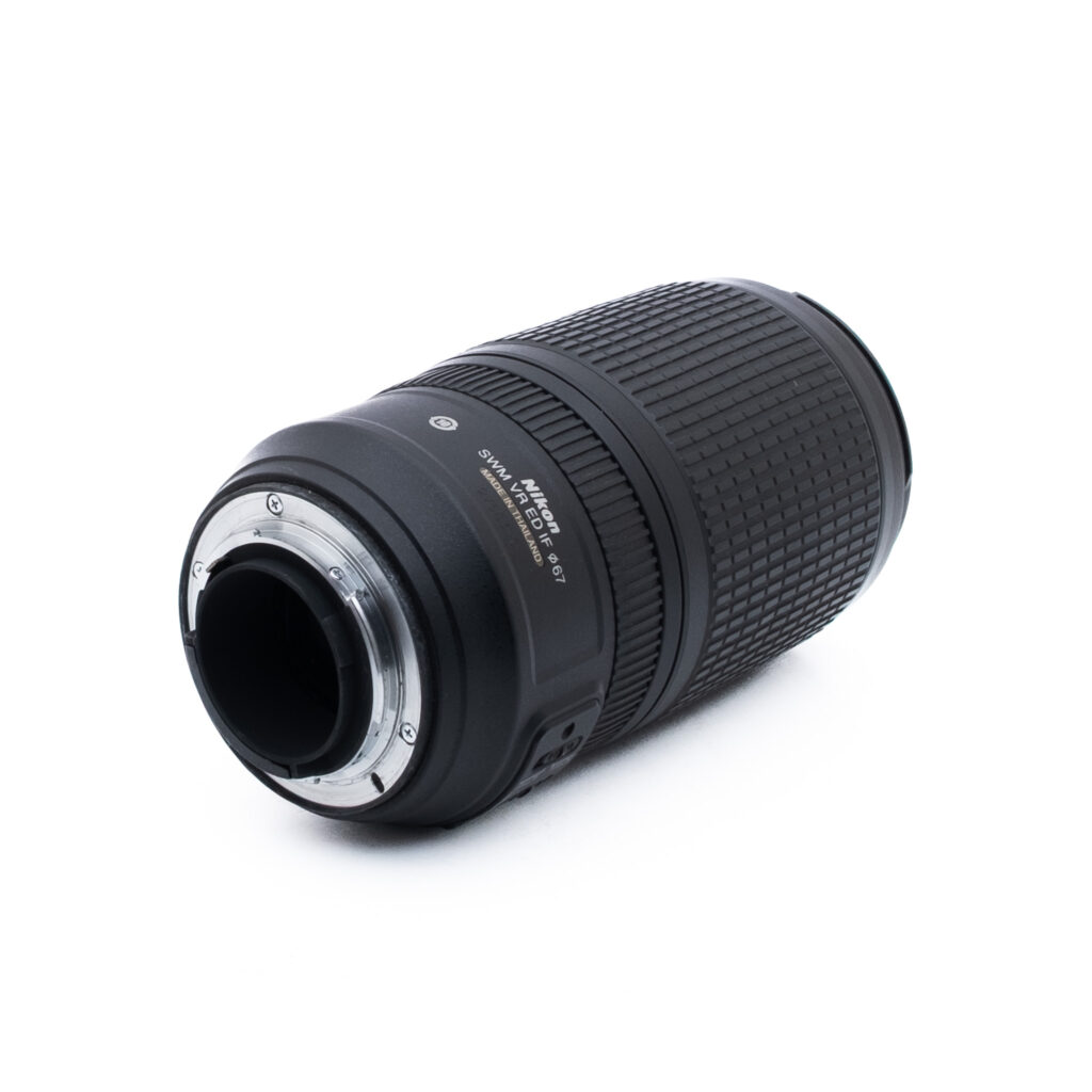 Nikon 70-300mm f45-56G ED VR-1 Nikon AF-S Nikkor 70-300mm f/4.5-6.3G ED DX VR (Kunto K5) - Käytetty