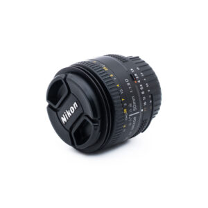 Nikon AF Nikkor 50mm f18 D-3 Nikon AF Nikkor 50mm f/1.8 D - Käytetty